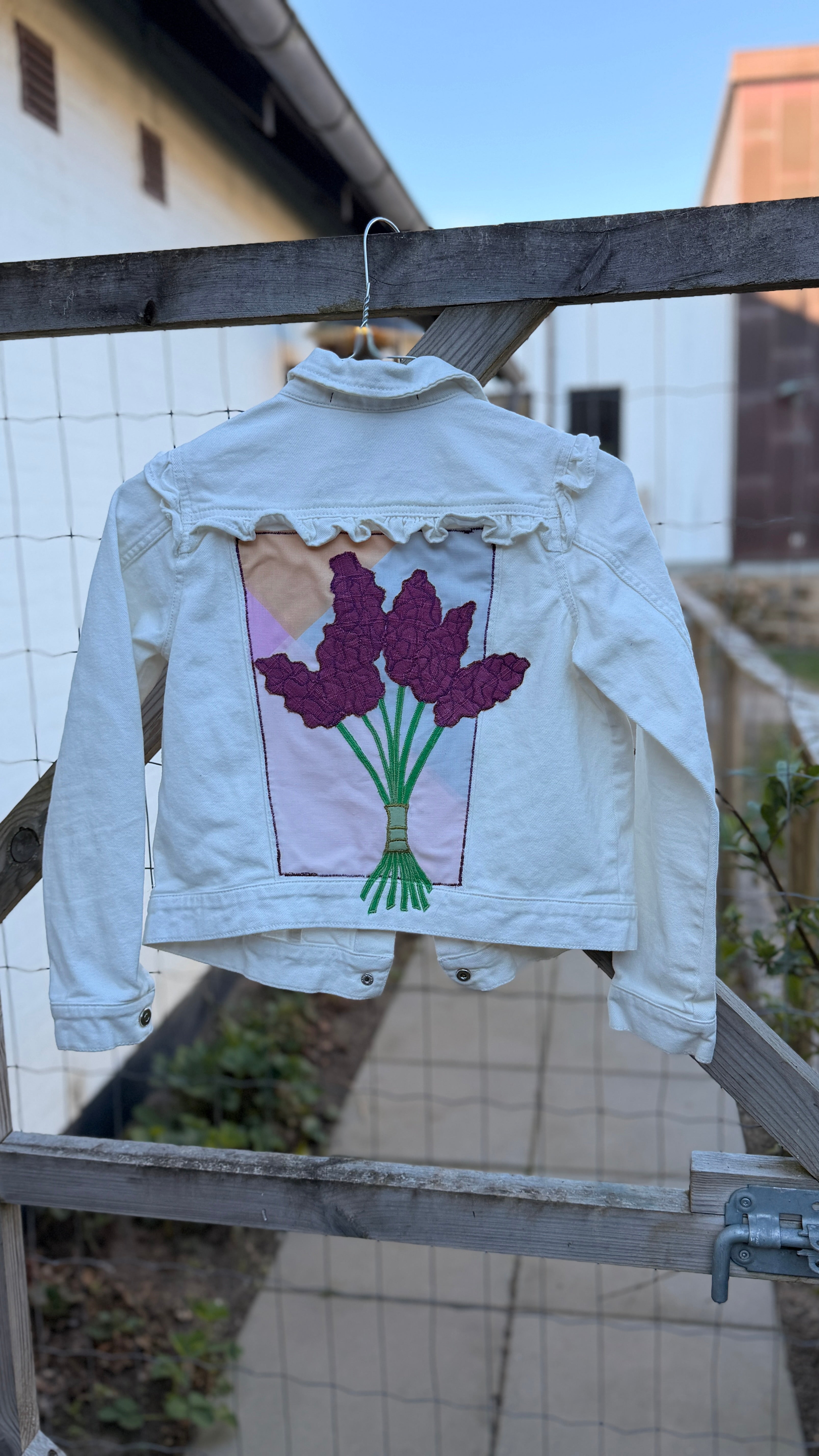 Børnejakke med blomster