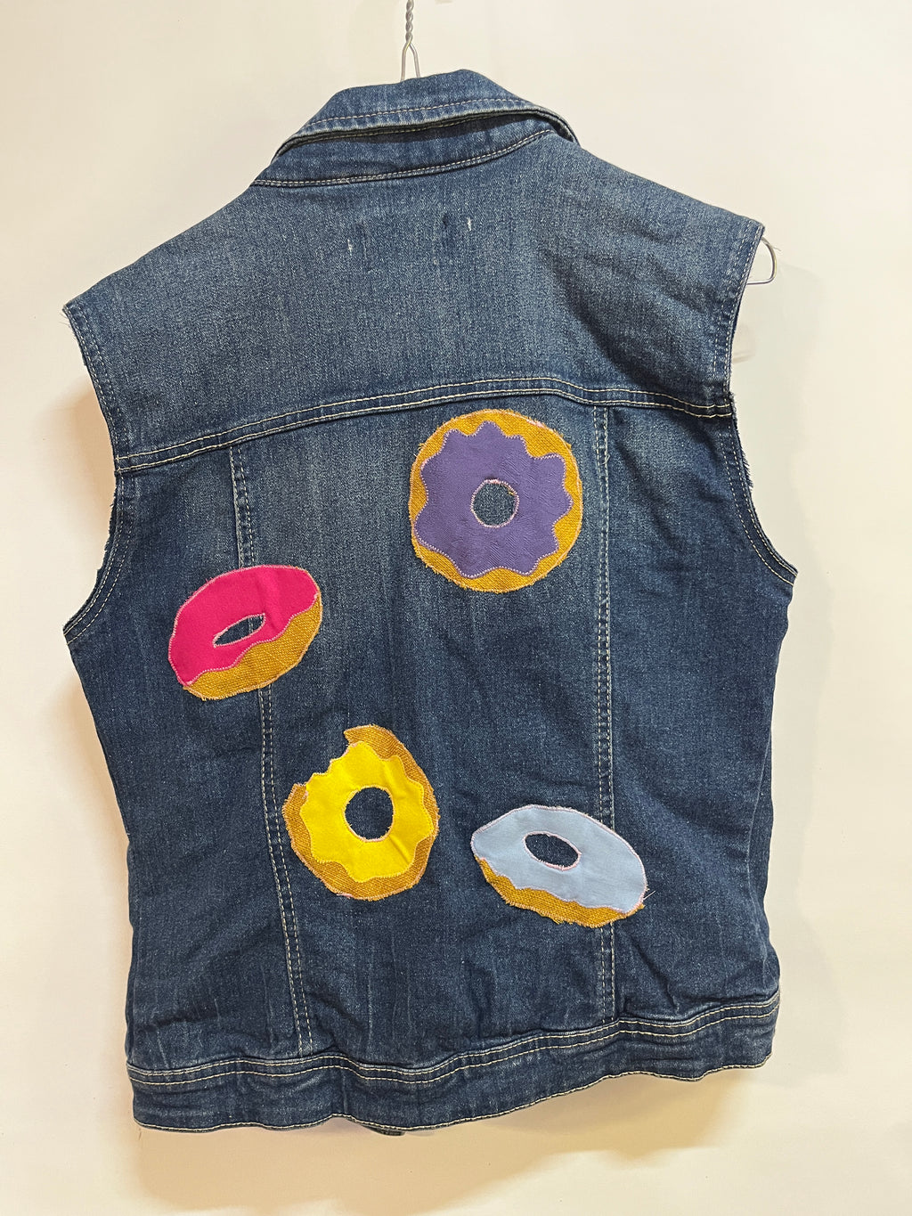 Donut vest